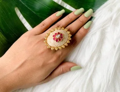 Gallery designer adjustable ring